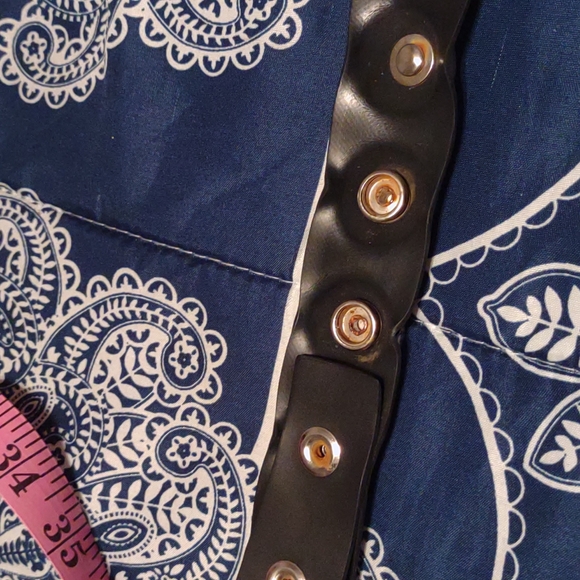 Little earth recycled seatbelt belt - Picture 3 of 4